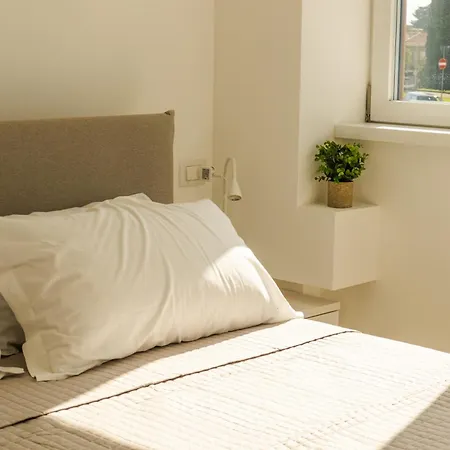 Apartmán Monolocale Moderno E Luminoso, Business