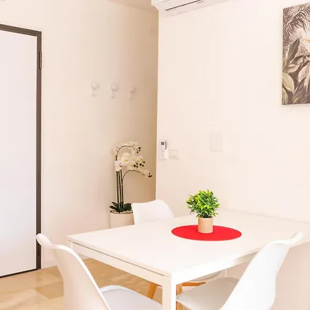 Daire Monolocale Moderno E Luminoso, Business Udine